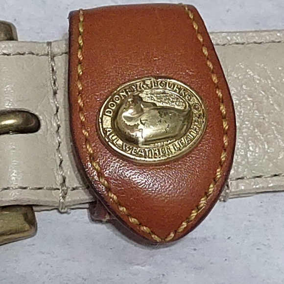 Dooney & Bourke Ladies Tan Leather Belt M (30-32) Brass Duck Logo USA - Picture 6 of 11